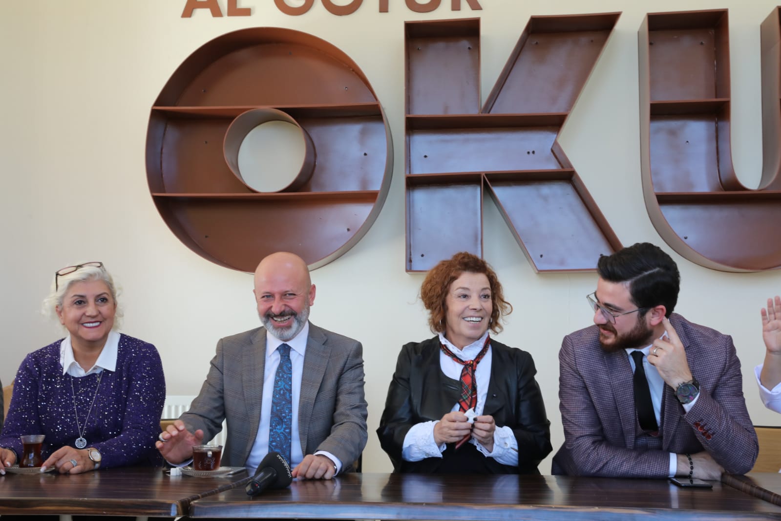 Kocasinan Belediye Başkanı Ahmet ÇOLAKBAYRKDAR ile kahvaltı etkinliği