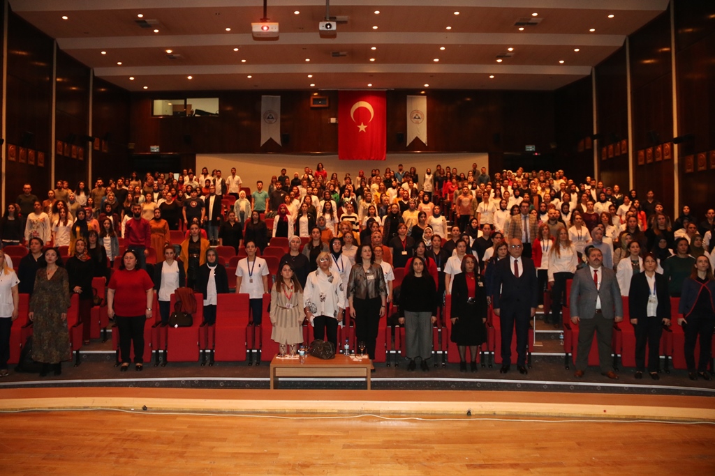 Kayseri Hemşirelik Platformu 2020 Dünya Hemşireler ve Ebeler Yılı Etkinliği Gerçekleştirildi